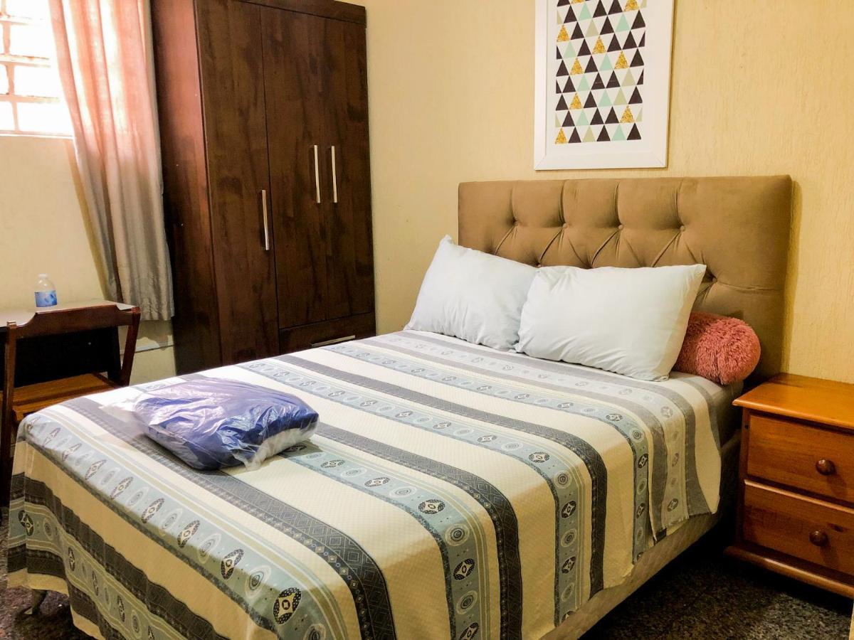 Zen Garden Hostel Mirandopolis サンパウロ エクステリア 写真